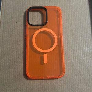 MVMT iPhone 14 Pro Max case